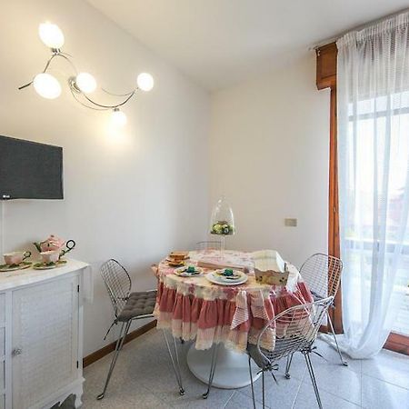 Appartamento Eleonora Rivoltella del Garda Luaran gambar